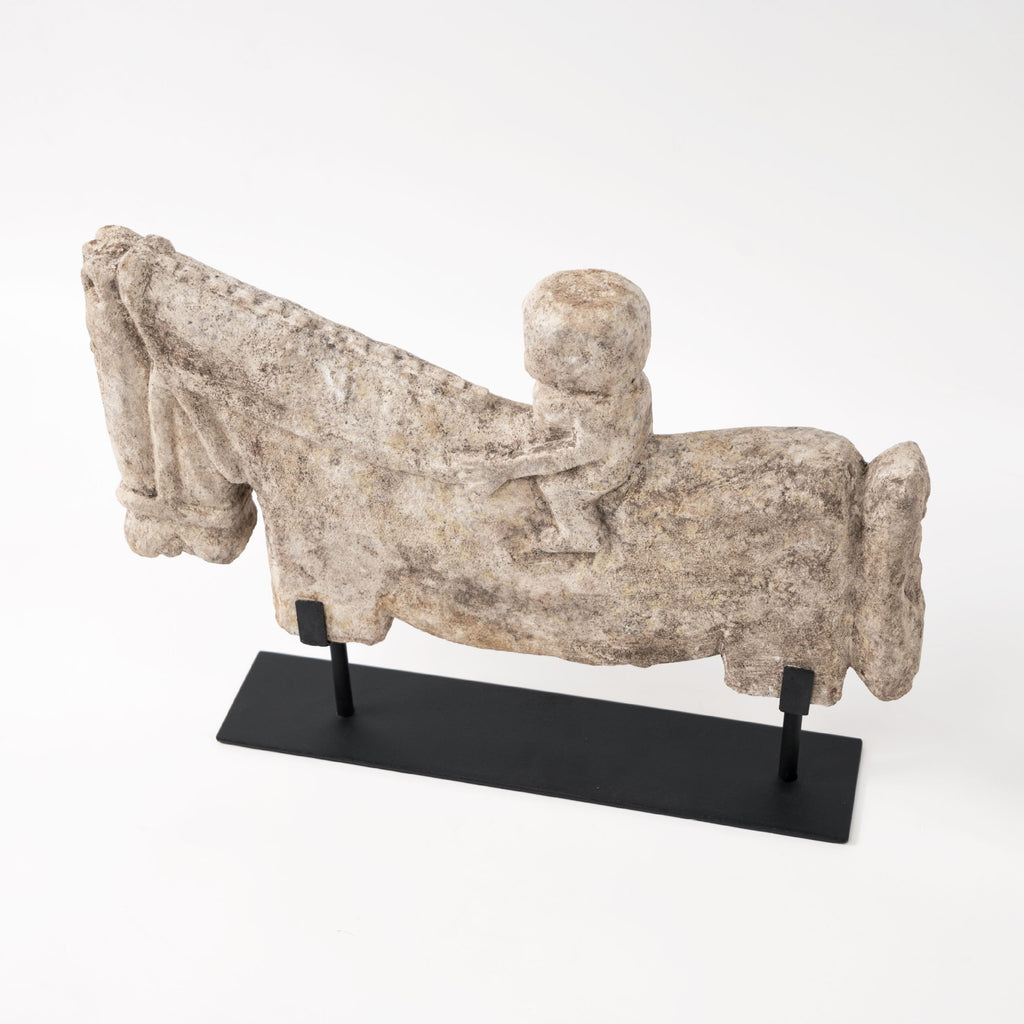 Kenrai Horse Sculpture | Vespera Collection