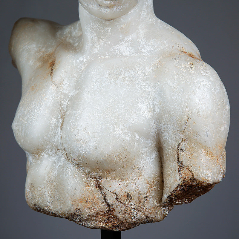 Eryndor Resin Sculpture | Vespera Collection