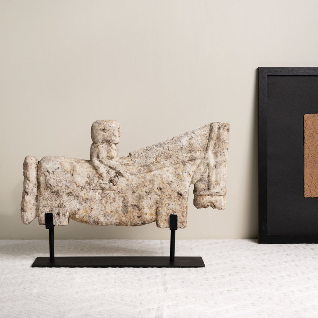 Kenrai Horse Sculpture | Vespera Collection